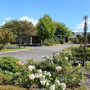 5* Resort Vintners Retreat