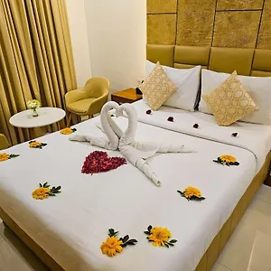 Royal Residency Kannangad